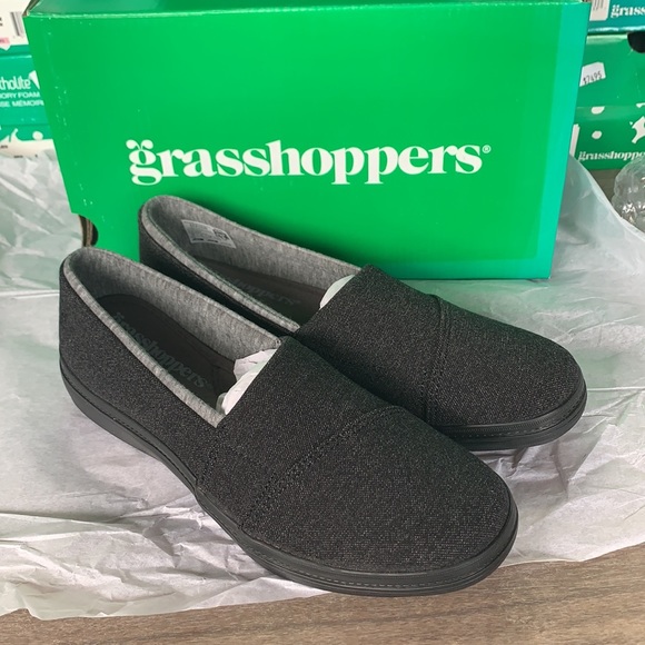 NIB Grasshoppers Siesta Denim Black Slip On Shoe - Picture 2 of 5